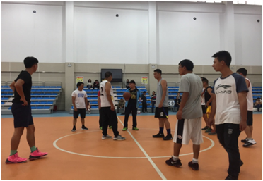 320國(guó)道提升工程項(xiàng)目部工會(huì)組織籃球聯(lián)誼賽