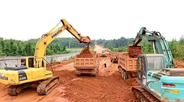 太平新城34號(hào)路、太平新城松鼠屋項(xiàng)目1號(hào)路等5個(gè)重點(diǎn)項(xiàng)目順利開(kāi)工