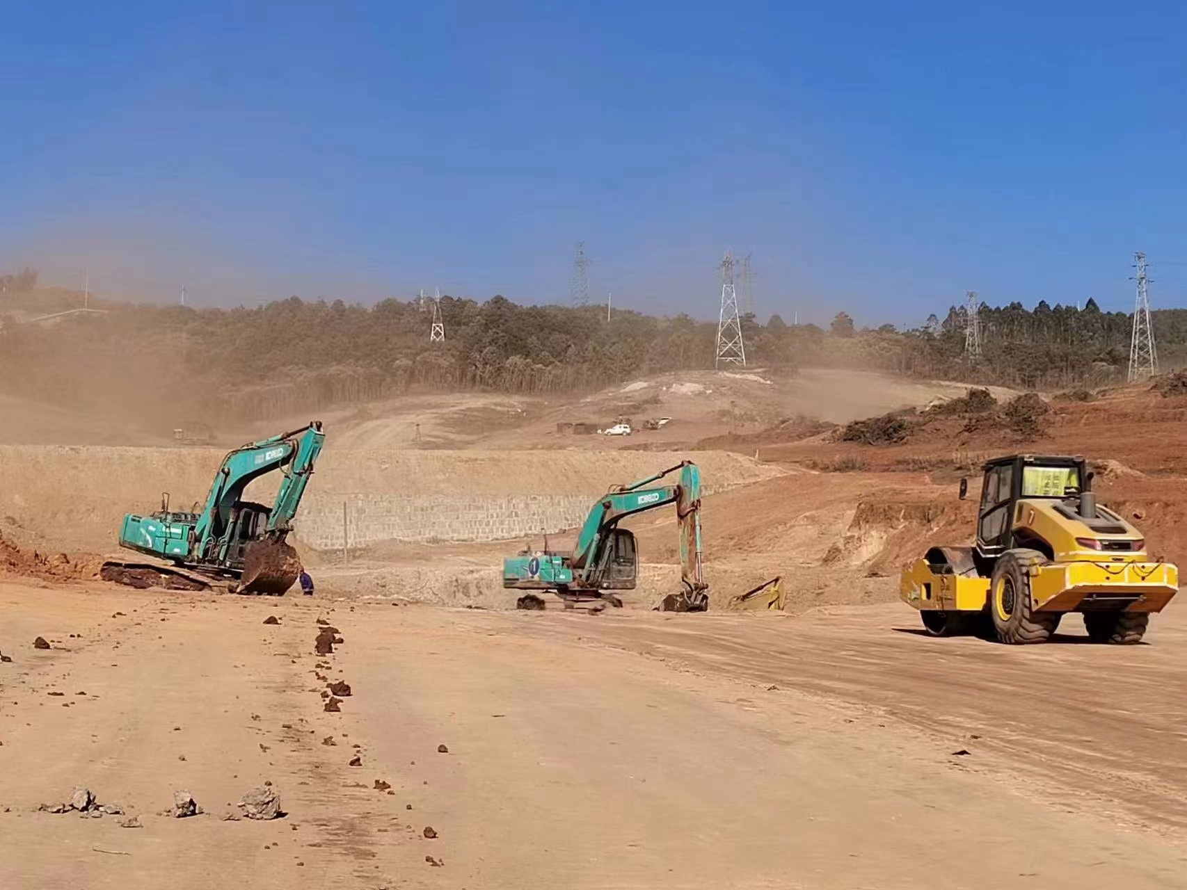 云南安寧產(chǎn)業(yè)園區(qū)(安寧片區(qū))祿裱化工園區(qū)(地塊一) 場(chǎng)地平整項(xiàng)目