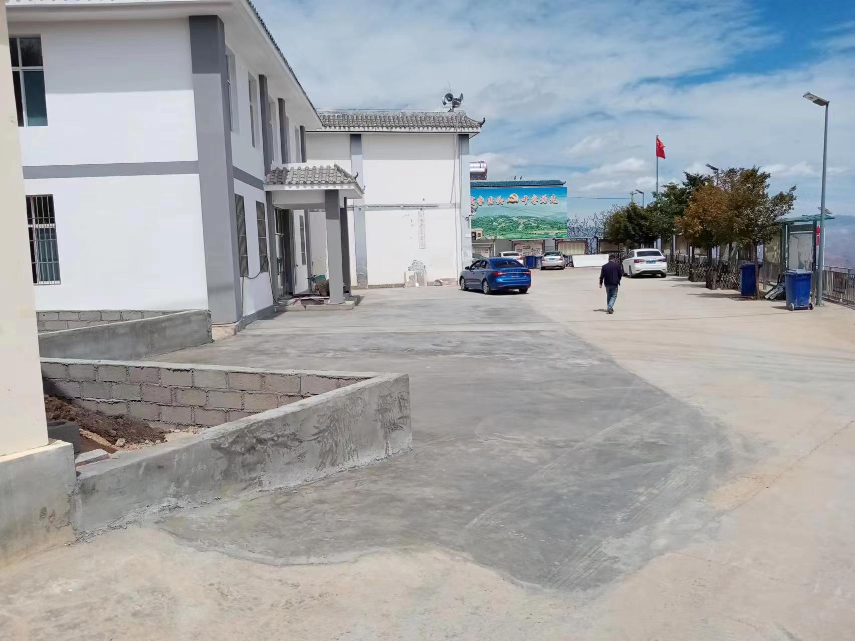 拖布卡鎮(zhèn)松坪村綜合性活動(dòng)場(chǎng)所項(xiàng)目完成驗(yàn)收