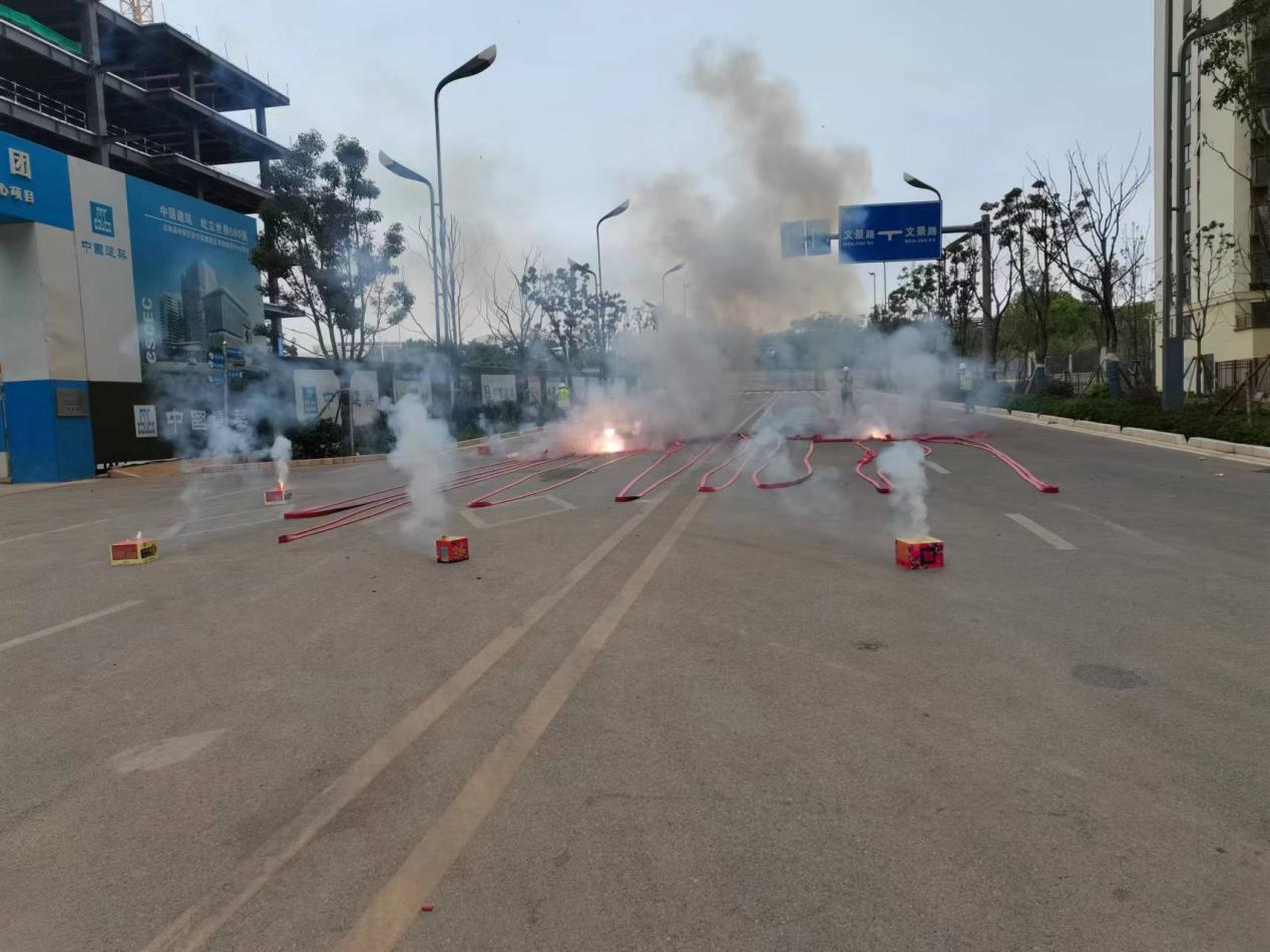 安寧職教雙創(chuàng)服務(wù)中心項(xiàng)目 第一棟（工程檢測中心）順利封頂