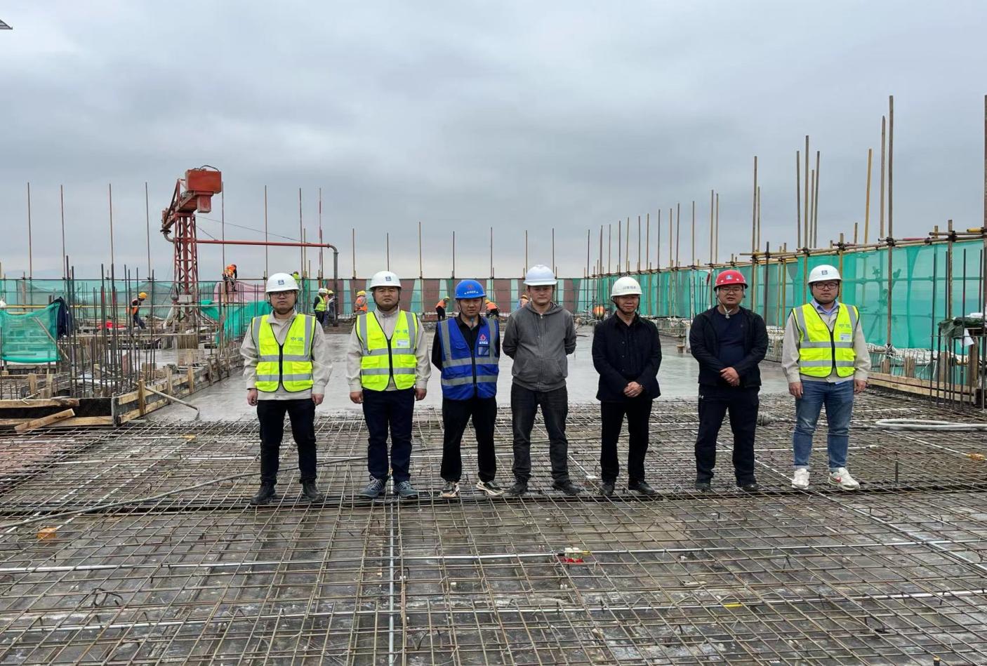 安寧職教雙創(chuàng)服務(wù)中心項(xiàng)目 第一棟（工程檢測中心）順利封頂