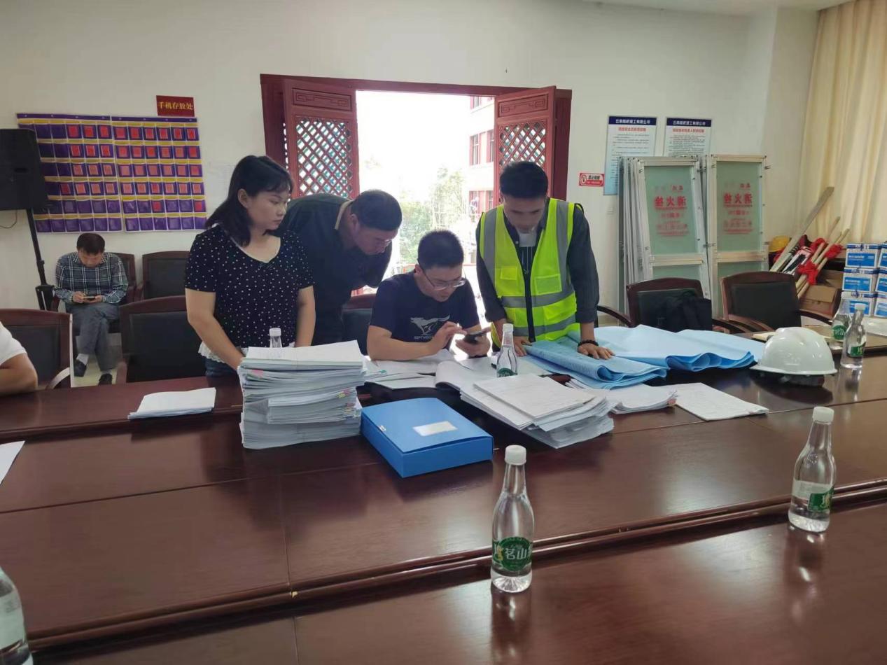 云南佛學(xué)院師生宿舍樓、食堂樓建設(shè)項目 地基與基礎(chǔ)、主體結(jié)構(gòu)分部工程驗收